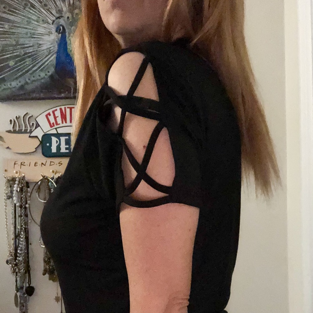 M. FASIS Black Silky Top W/ Cut Out Sleeves. Sz L. Very Flattering!! NWOT